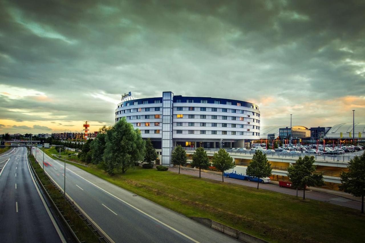 Radisson Blu Hotel, Hamburg Airport Екстериор снимка